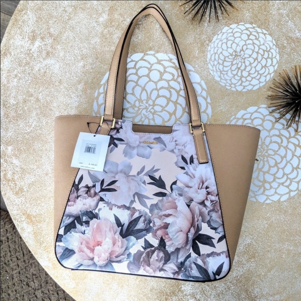BRAND NEW Calvin Klein Shoulder Purse